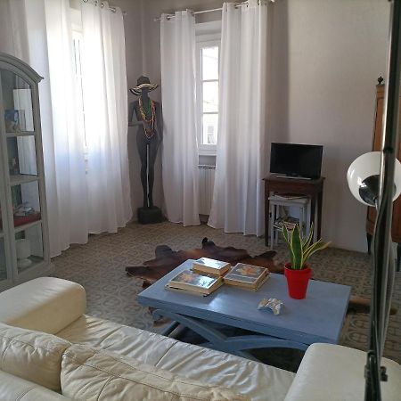 Casa Di Titta Vicino Al Mare Villa Viareggio Buitenkant foto